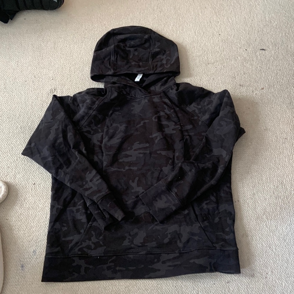 Lululemon Scuba pullover